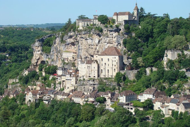 Bordeaux to Dordogne - Private Tour: Fortified Castles and Medieval Villages - The eight-hour rhythm and what to expect