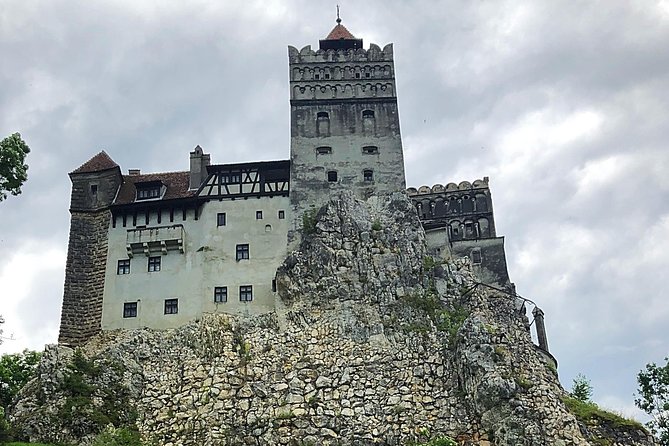 Bran Castle, Peles Castle and Nevermore Academy From Brasov - What to bring and how to pace the day