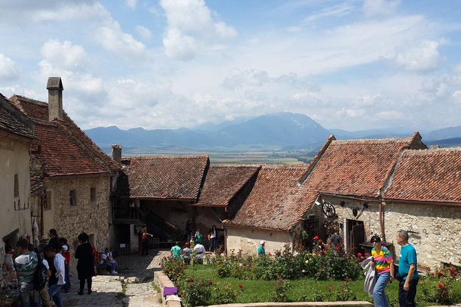 Bran Castle, Rasnov Fortress, Harman & Prejmer Fortified Churches Day Tour - What the small group changes