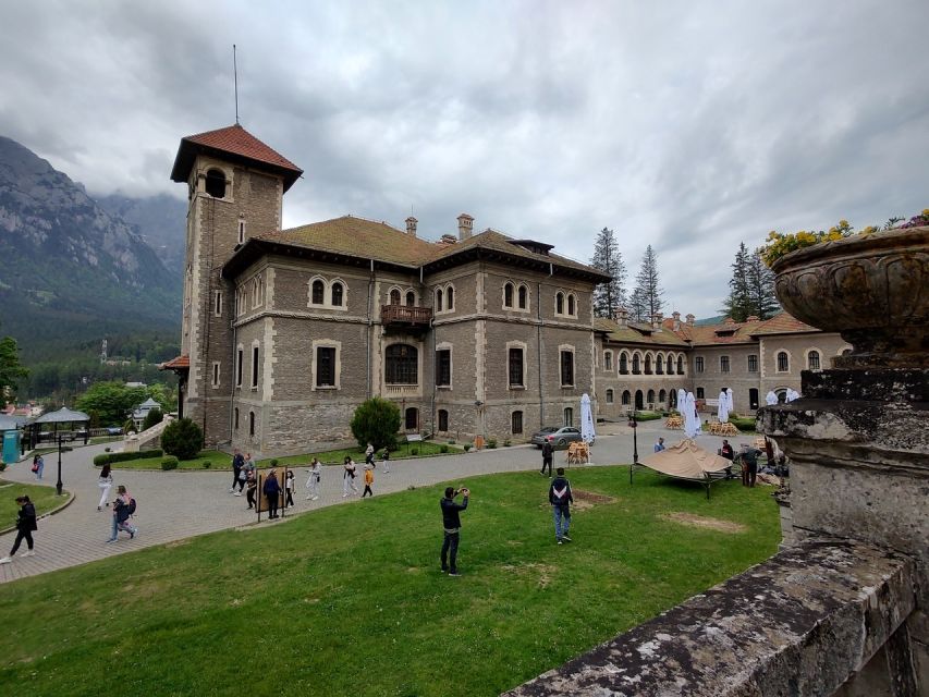 Brasov: Bran, Peles and Cantacuzino Castles Day Tour - Who will enjoy this tour most