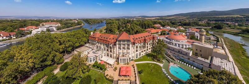 Bratislava/Slovakia: Trencin Castle, Piestany Spa, Monastery - Piešťany and the Spa Island Finish