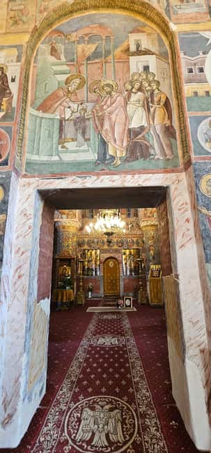 Bucharest Day Trip: Slanic Salt Mine & Tomb of Dracula - Who should book this day trip?