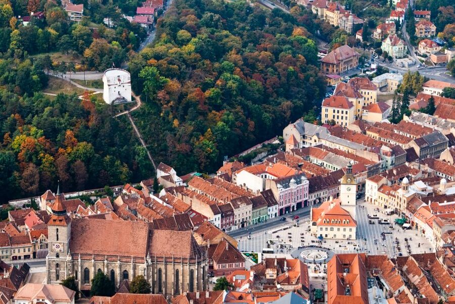 Bucharest: Dracula Castle, Peles Castle & Brasov Guided Tour - Peles Castle: the day’s architectural highlight