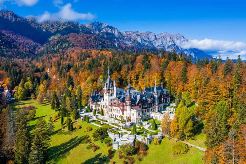 Bucharest: Dracula’s Castle, Peles & Brasov - Private Tour - Peleș Castle and the Romanian royal story