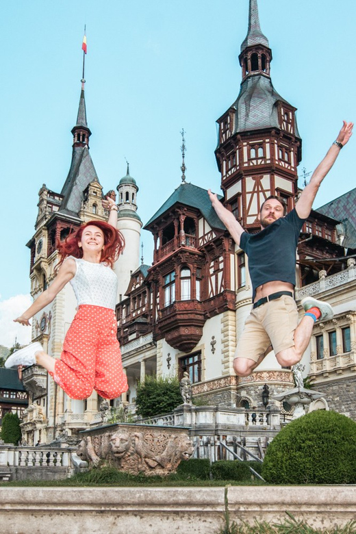 Bucharest: Dracula's Castle, Peleș Castle & Brașov Day Trip - The guides make a real difference