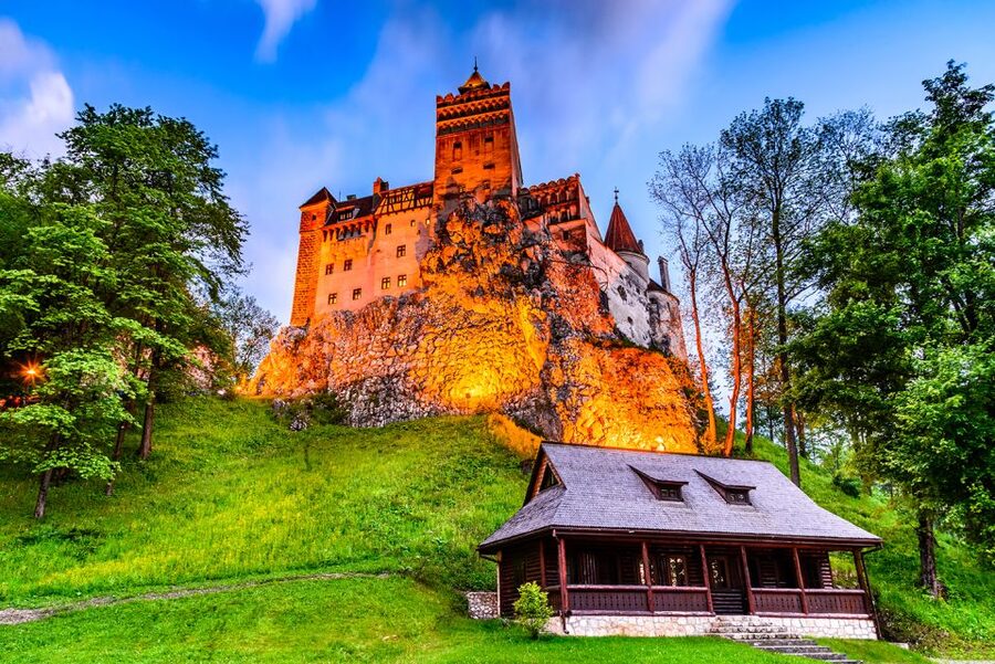 Bucharest: Dracula's Castle, Peles Castle, & Brasov Old Town - Key points to know before booking