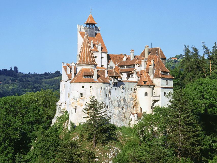 Bucharest: Dracula's Castle, Peles Castle, & Brasov Old Town - Why this Bucharest to Transylvania day trip works