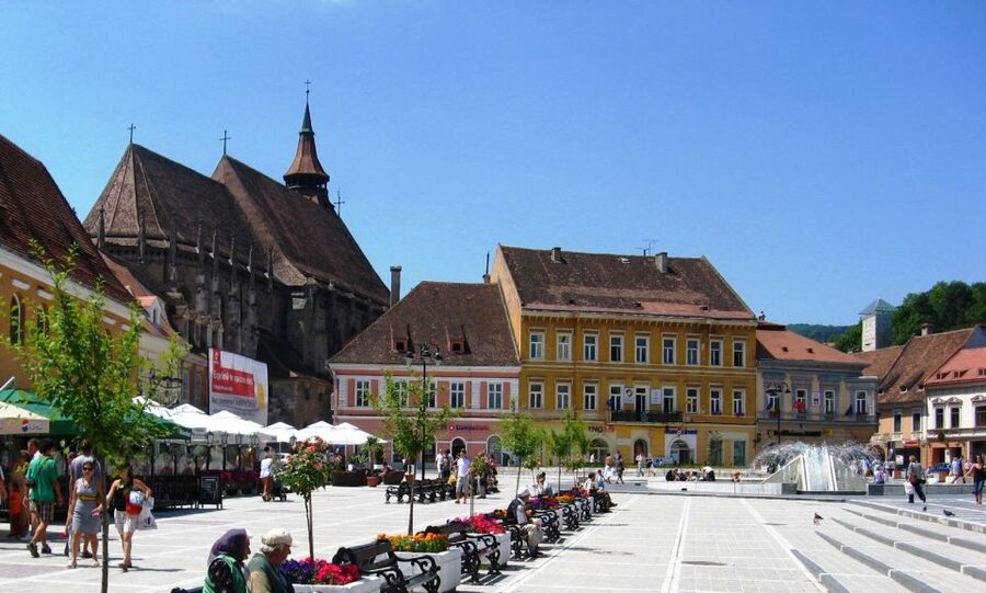 Bucharest: Dracula's Castle, Peles Castle, & Brasov Old Town - Brașov Old Town: the day’s most pleasant surprise