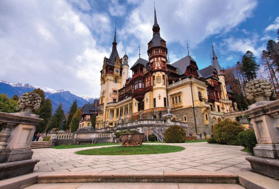 Bucharest: Dracula's Castle, Peles Castle, & Brasov Old Town - Is $40 good value?