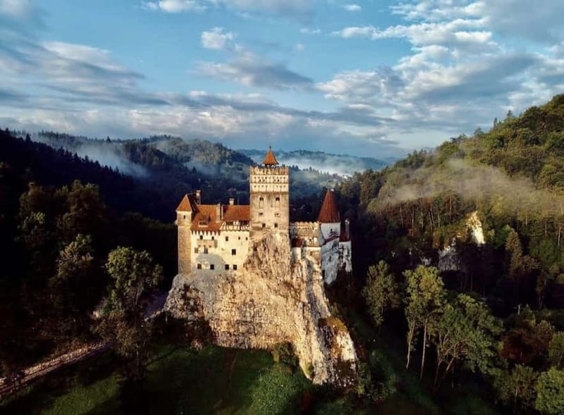 Bucharest: Peles and Bran Castles and Brasov Day Trip - Starting at Bulevardul Regina Elisabeta 5