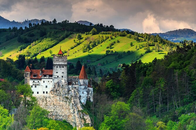 Bucharest-Peles&Bran Castles-Brasov-PREMIUM TOUR small group - Why this makes sense as a day trip from Bucharest