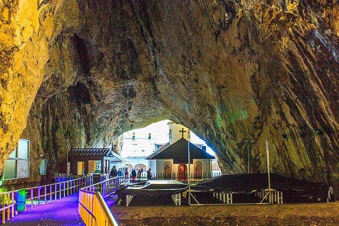 Bucharest Private Tour to Peles Castle & Biggest Salt Mine in Eu - Should you book this private Romanian excursion?