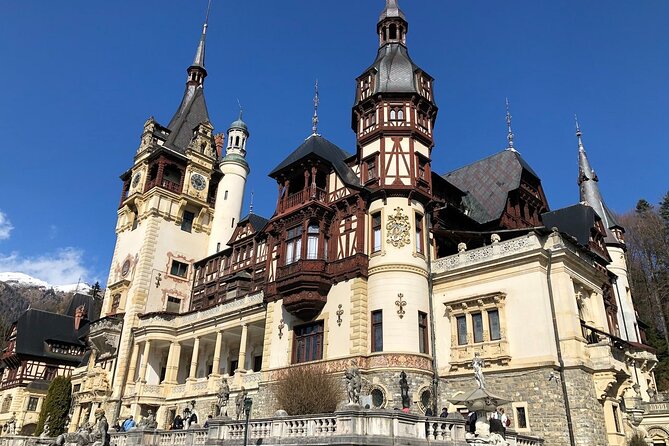 Bucharest to Dracula Castle, Peles Castle and Brasov Guided Tour - Transport, traffic, and the true length of the day