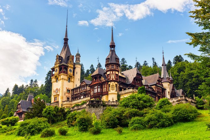 Bucharest to Dracula Castle, Peles Castle and Brasov Guided Tour - Peles Castle: Romania’s royal showpiece