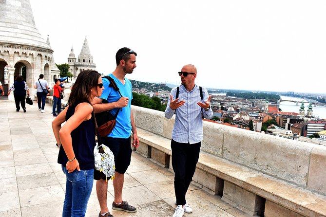 Buda Castle Walking Tour with Matthias church entry, Cake&Coffee - Starting at Clark Ádám tér at 2:00 pm