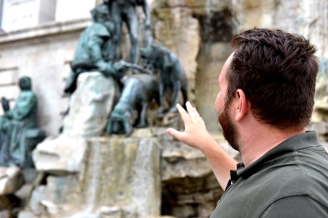Buda Castle Walking Tour with Matthias church entry, Cake&Coffee - Walking through Castle Hill instead of passing it by