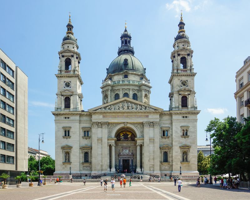 Budapest: 3-hour City Tour with Castle Walk + 1-hour Cruise - Heroes’ Square, Andrássy Avenue, and central Pest
