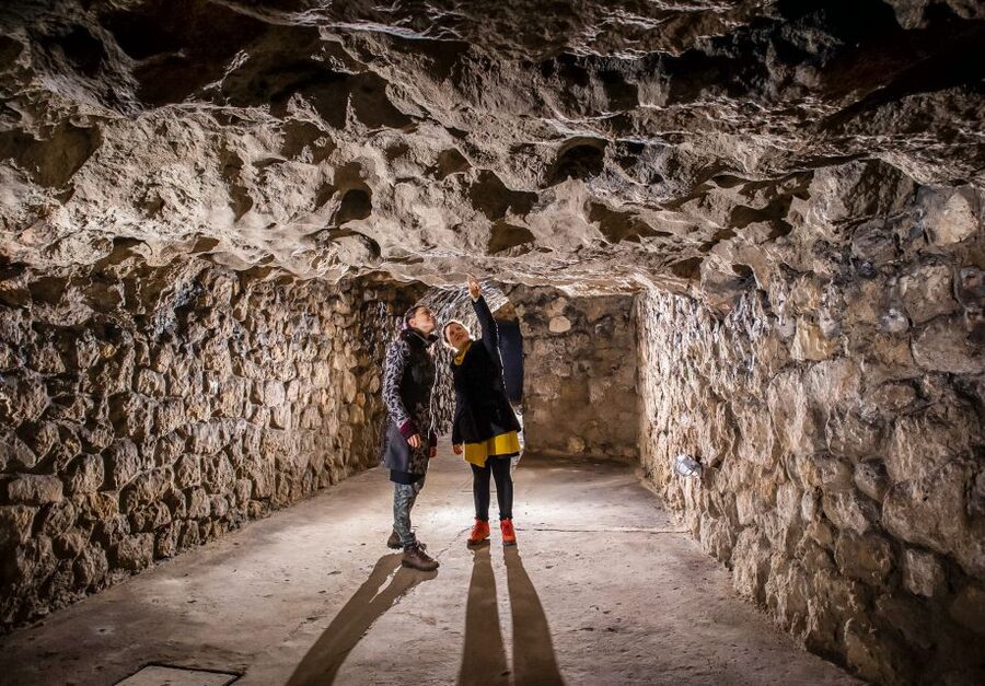 Budapest: Buda Castle Cave Tour - Stories from medieval times to the modern era
