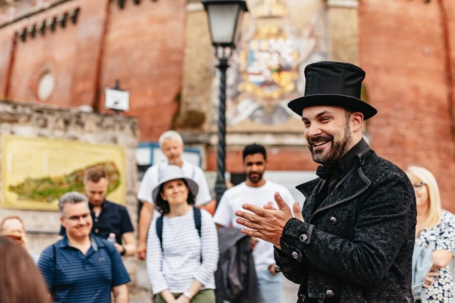 Budapest: Buda Castle District Vampires and Myths Night Tour - Starting at Clark Adam Square and climbing the hill