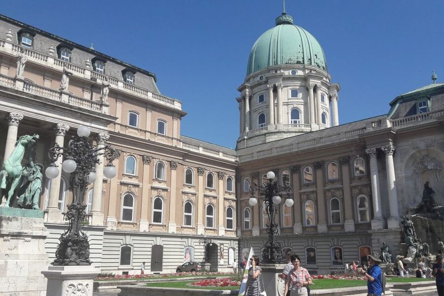 Budapest: Buda Castle District Walking Tour - Cobblestone streets and the President’s Palace