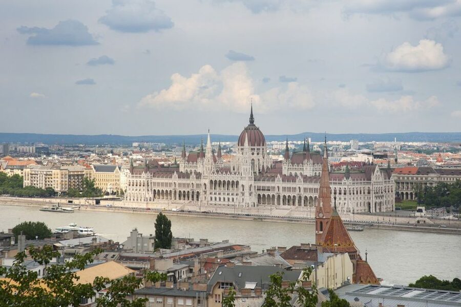 Budapest: Buda Castle District Walking Tour - Group size, pace, and accessibility