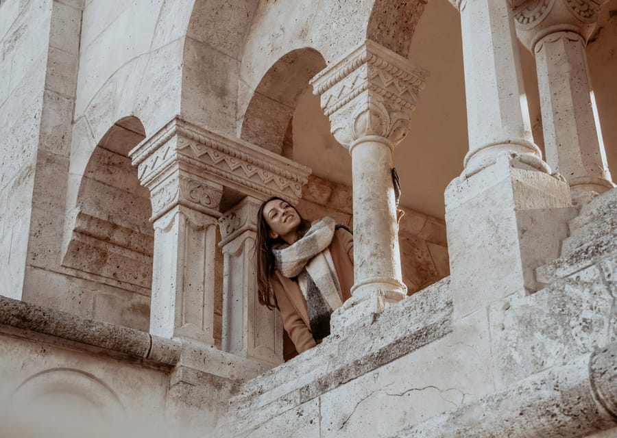 Budapest: Fast Private Photoshoot at Fisherman's Bastion - Key details at a glance