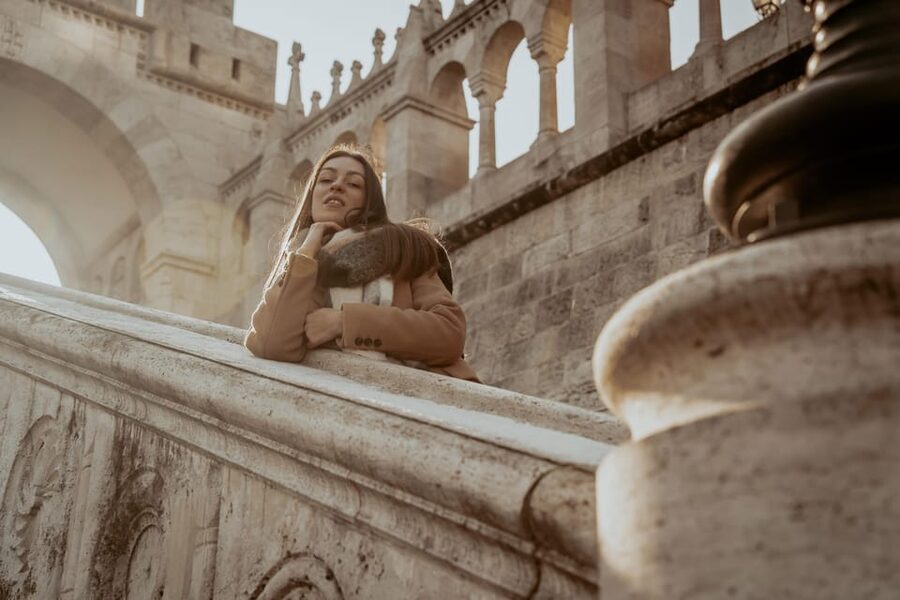 Budapest: Fast Private Photoshoot at Fisherman's Bastion - Who should book this experience