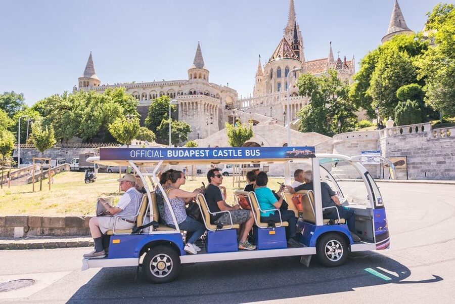 Budapest: Official Buda Castle Electric Hop-On Hop-Off Bus - Reaching Buda Castle from Clark Adam Square