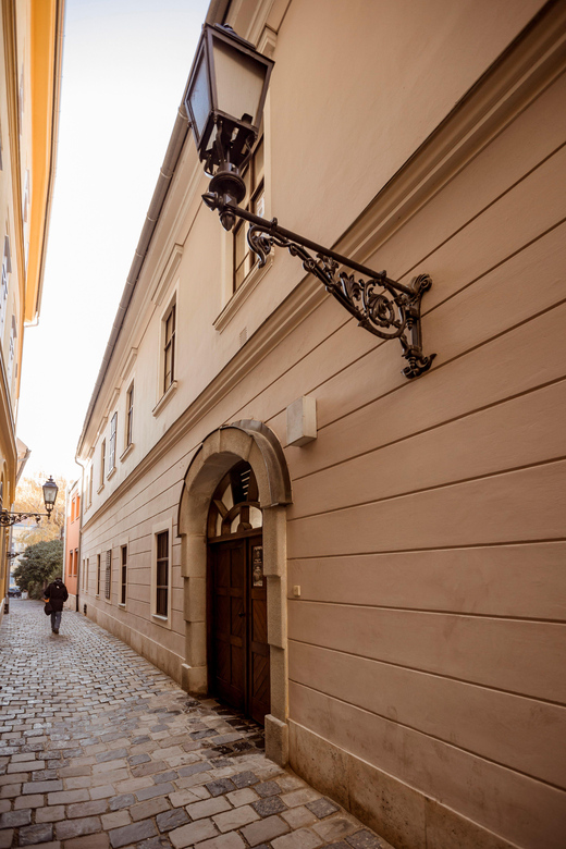 Budapest: The WWII Siege of Buda Castle & Bomb Shelter Tour - Following the story along Úri Street