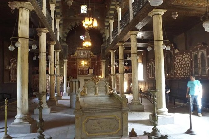 Cairo 2-Day Private Tours Pyramids Museum Citadel Khan El Khalili With Lunch - Saladin’s Citadel and the Muhammad Ali Mosque