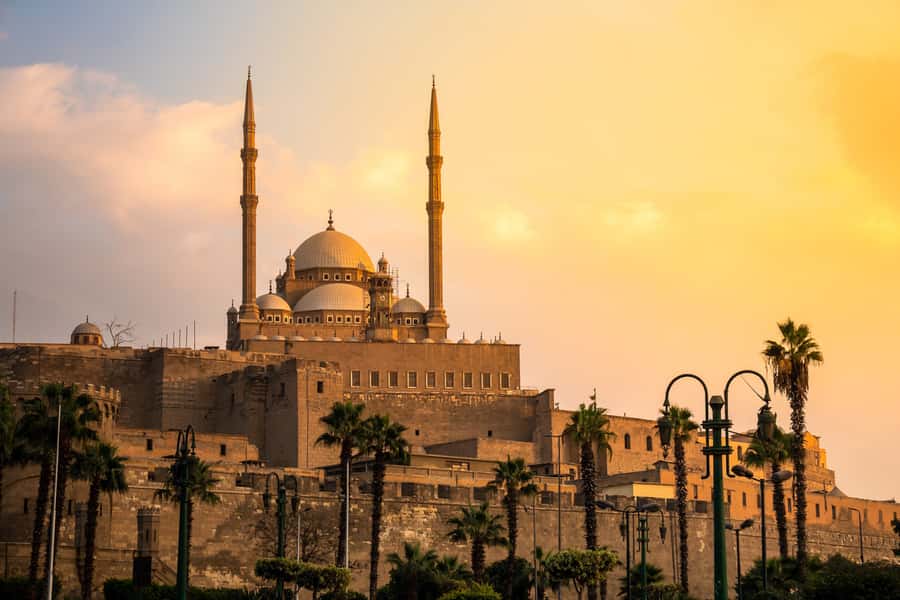 Cairo Citadel, Old Cairo and Khan El Khalili: Private Tour - Crossing into Old Cairo’s religious quarter