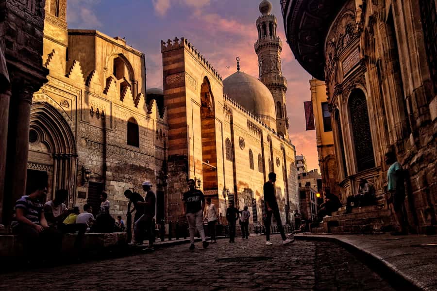 Cairo: Pyramids, Bazaar, Citadel Tour with Photographer - Why the photographer matters at the pyramids
