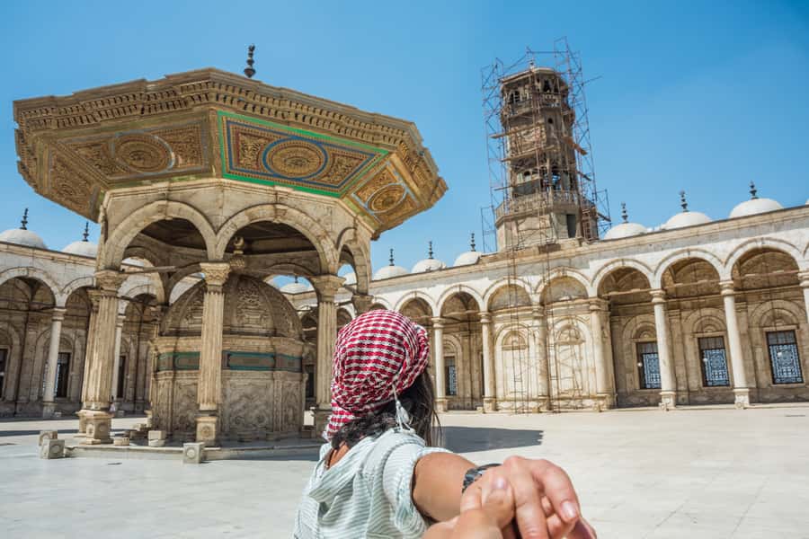 Cairo: Pyramids, Bazaar, Citadel Tour with Photographer - The 30-minute camel ride through the Sahara