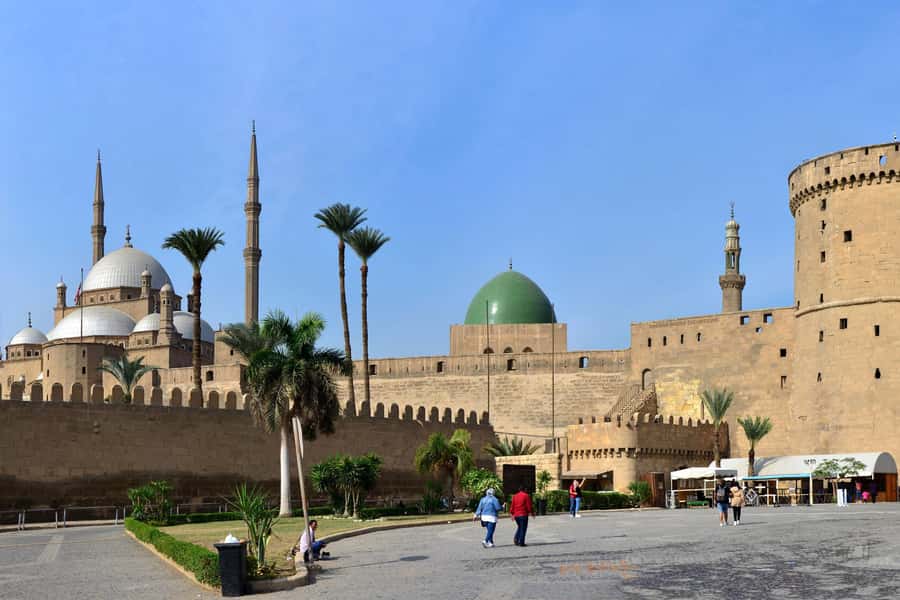 Cairo Tour To Egyptian Museum, Citadel & Khan Khalili Bazaar - Khan Khalili for one hour of old Cairo
