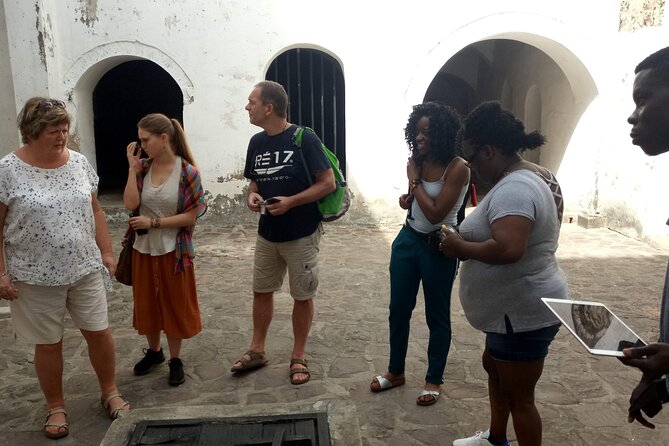 Cape Coast ,Elmina Castle and Kakum Full-Day Tour - Elmina Castle and the fishing town