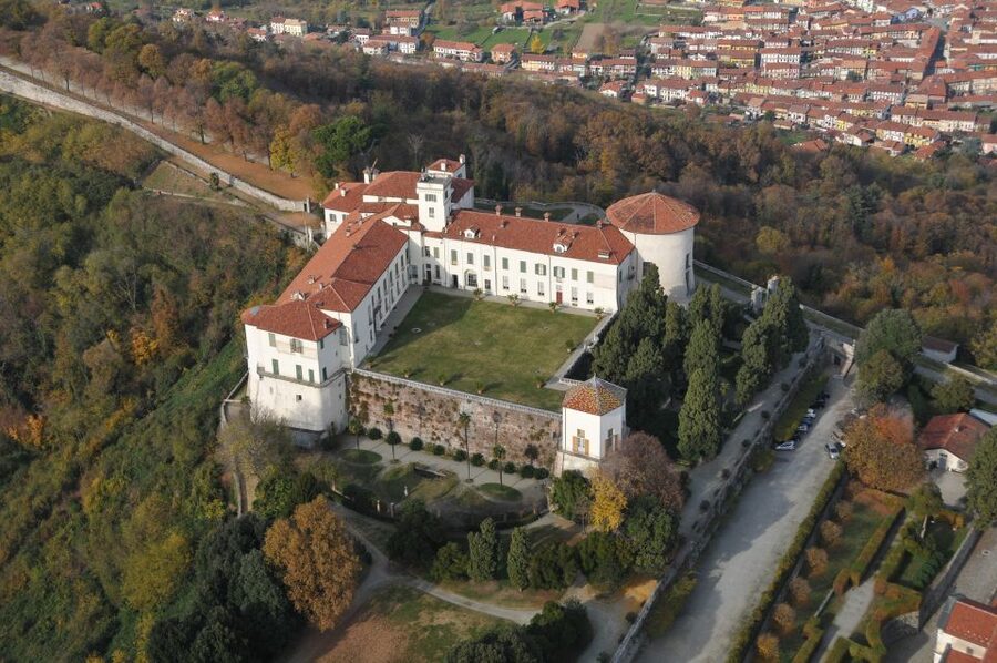 Caravino: Masino Castle Entry Ticket - The library with 25,000 antique volumes