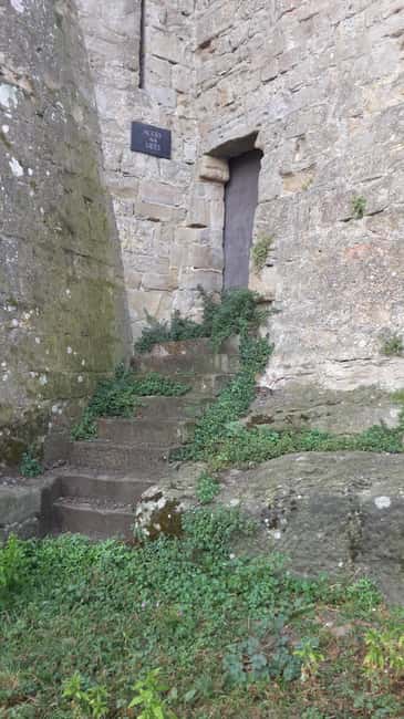 Carcassonne: 1h30 Walking Tour of the Medieval City - Narrow lanes, the bishopric, and the Inquisition’s residence