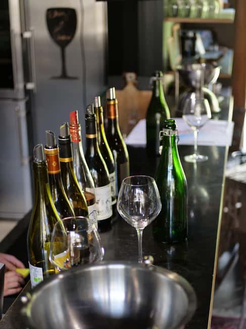 Carcassonne: Solex tour with guide and wine tasting - Who should book, and who should skip it