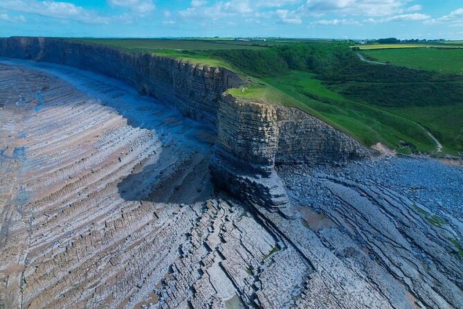 Cardiff: South Wales Cliffs, Beaches & Castles Day Tour - Barry Island: a gentle start by the sea