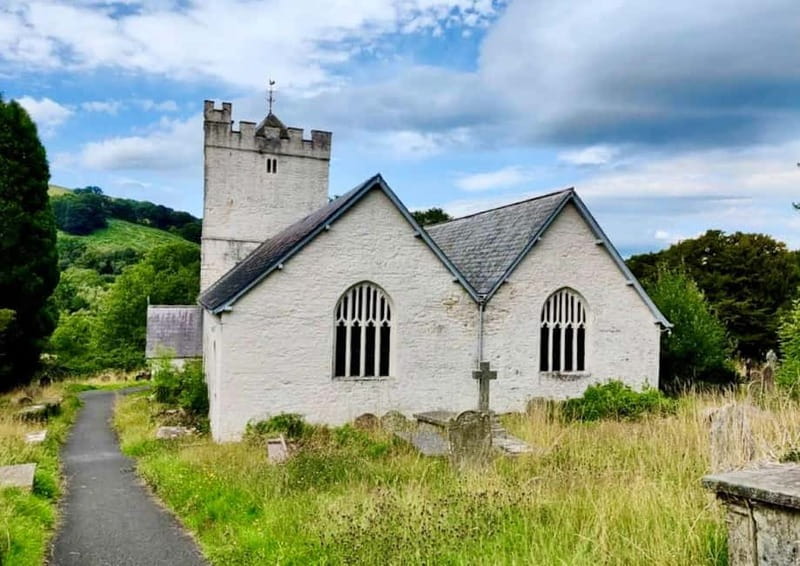 Cardiff: Waterfalls, Mountains & Castles Day Tour - Why this tour works for a first day beyond Cardiff