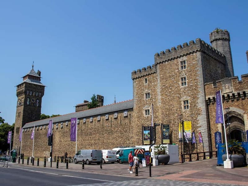 Cardiff: Welsh Castles, Mountains & Steam Railway Day Tour - Who should book this tour