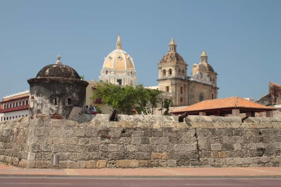 Cartagena City Tour with San Felipe Castle & Old Town Walk - Centenario Park and animals in the city center