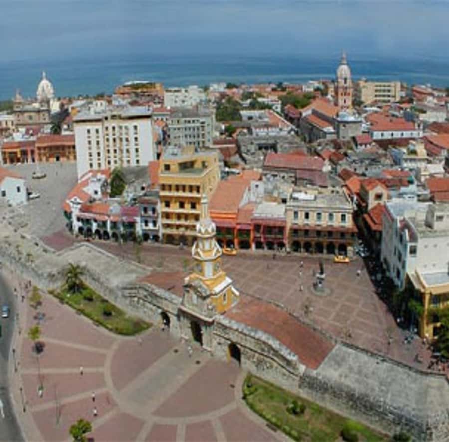 Cartagena City Tour with San Felipe Castle & Old Town Walk - San Felipe Castle and its clever defenses