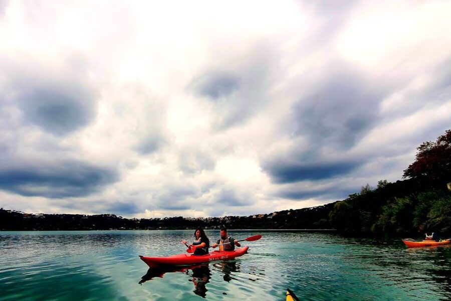 Castel Gandolfo: Kayak Food and Wine Tour - The Popes Trampoline and a silent stretch