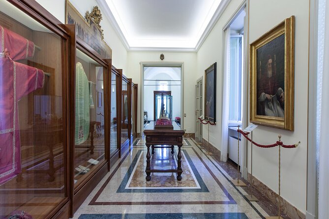 Castel Gandolfo: Papal Apartments and Secret Garden Entry Ticket - The Papal Apartments, room by room