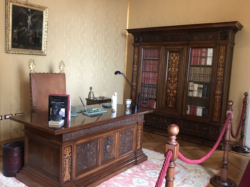 Castel Gandolfo: Papal Apartments and Secret Garden Ticket - Inside the former papal summer residence