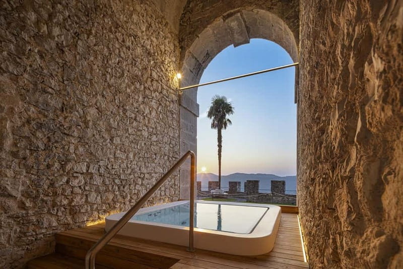 CastelBrando: Relax at a Spa inside an ancient castle - The first circuit: heat, water, and old stone