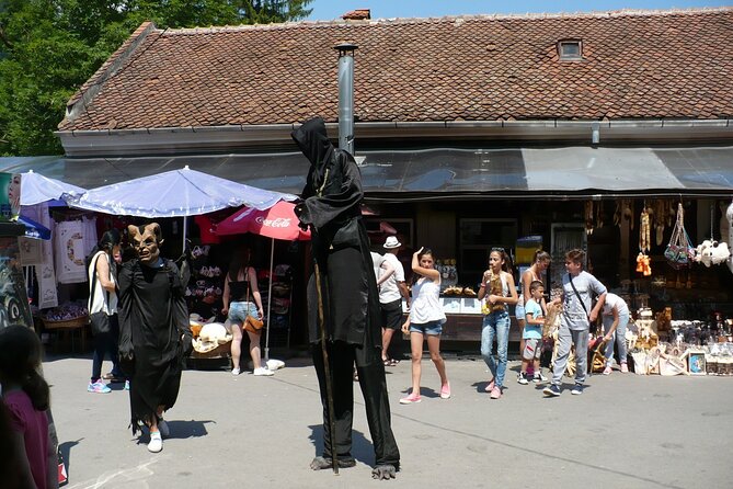 Castles Private Tour Peles - Bran - Rasnov from Brasov - The best way to handle the timing