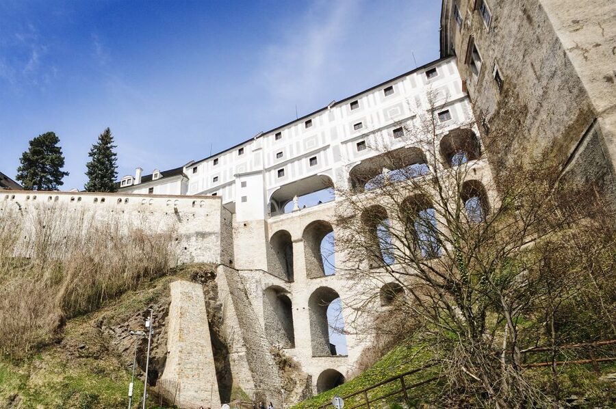 Český Krumlov - with entrance to the castle - The castle complex and its long architectural story
