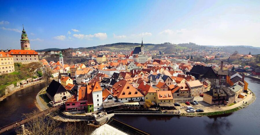 Český Krumlov - with entrance to the castle - The three-hour coach ride from Prague